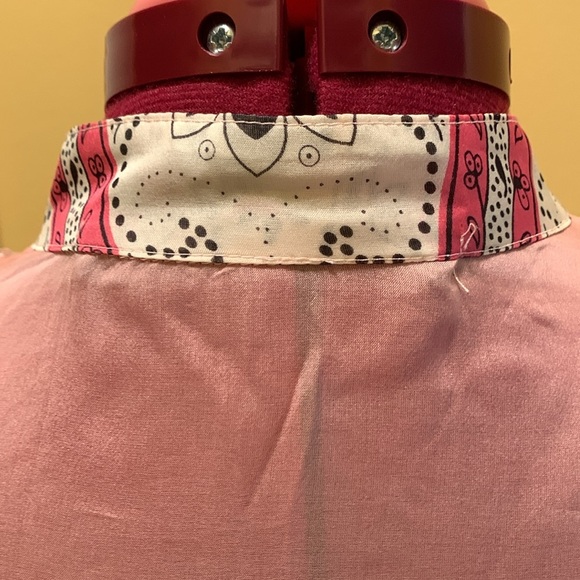 Allen B. by Allen Schwartz Raspberry and Black Patterned Top NWOT - Picture 10 of 14